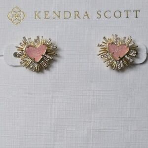 Dolly Parton X Kendra Scott Ari Heart Gold Stud Earrings
